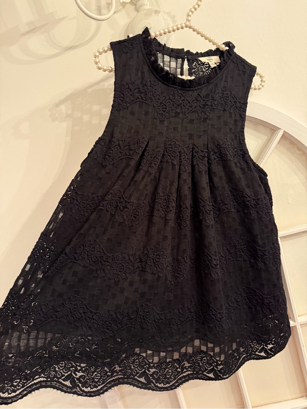 Entro Black Lace Tiered Sleeveless Pleated Top Boho Bohemian Dark Fairy Goth
